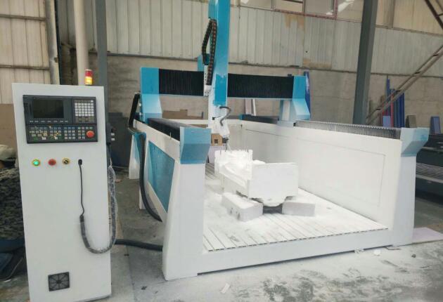 CNC - Z 轴 70 mm 床身下沉